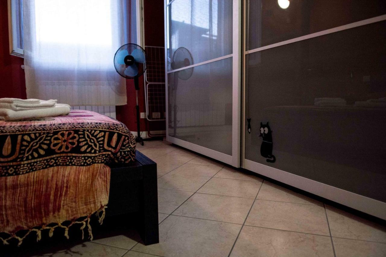 Casa Galattica Per Autostoppisti Apartment Cremona